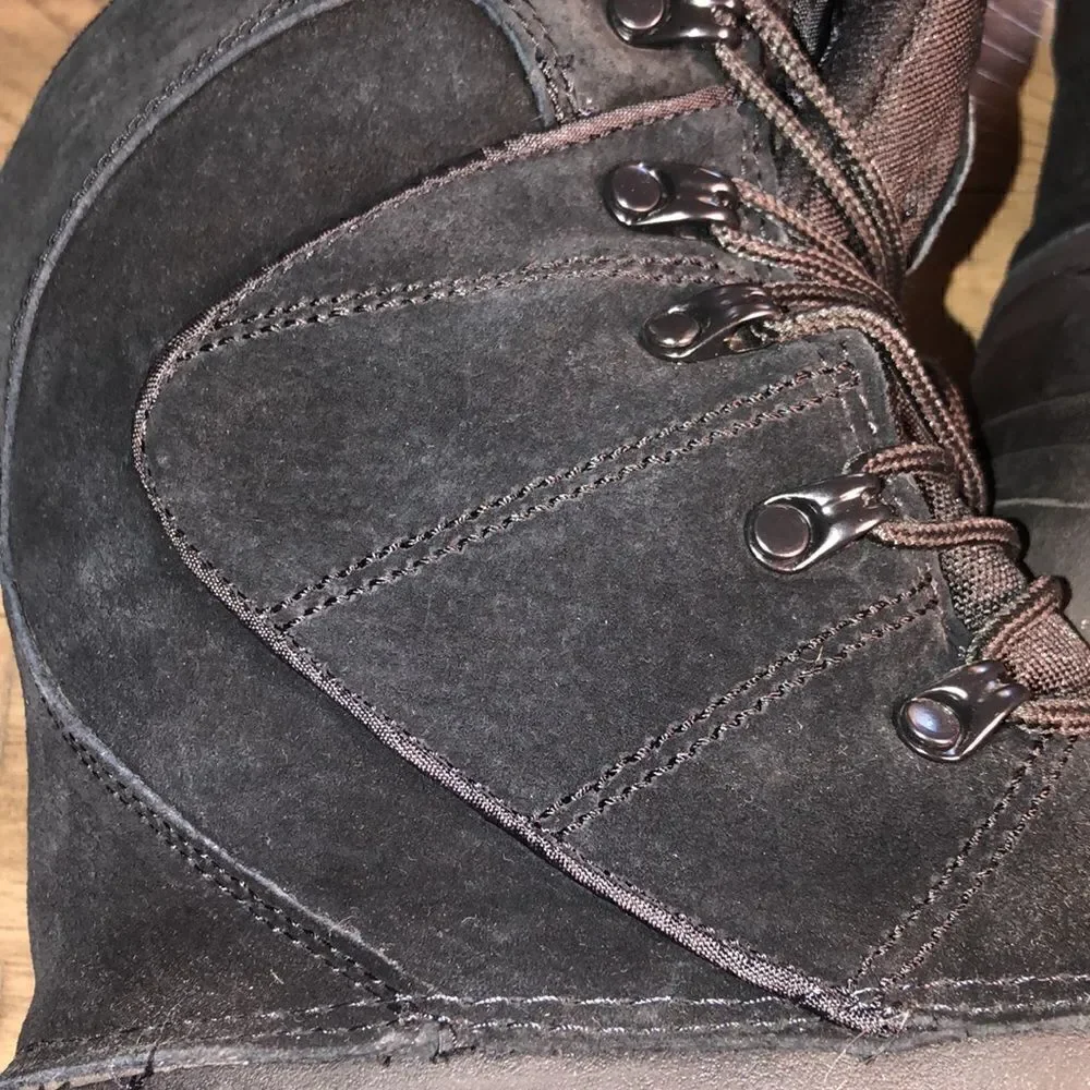 NWOT Field & Stream All Season Water Resistant Outdoor Work & Sports Boots 🥾